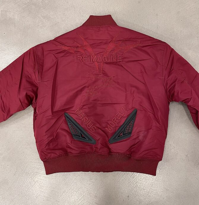 BOMBER 0239