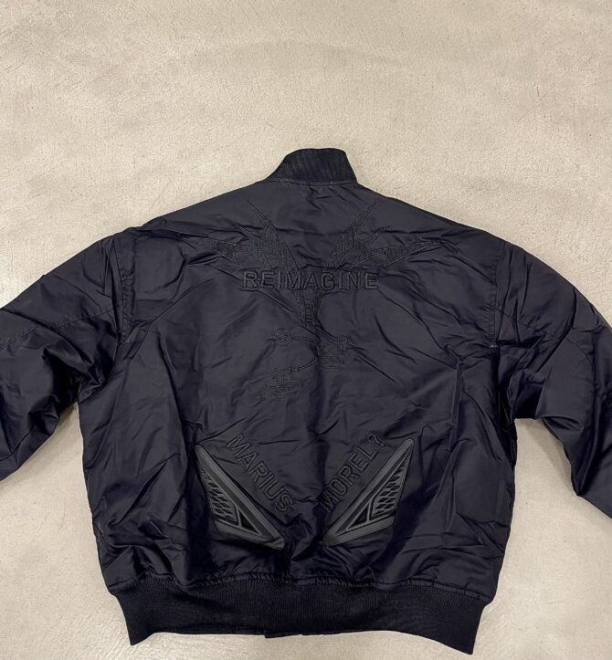BOMBER 0239